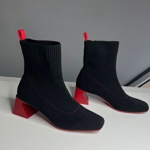 Vivaia Sz 38 Regina Pro Square-Toe Water-Repellent Red 2.25” Heeled Sock Boot